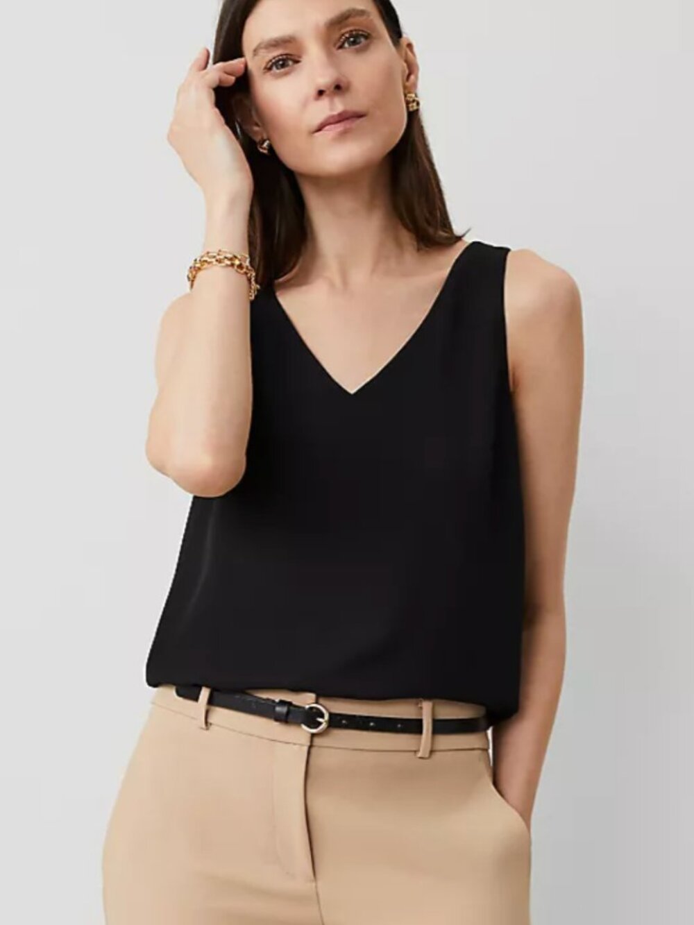 Ann‎ Taylor Petite Mixed Media V-Neck Shell